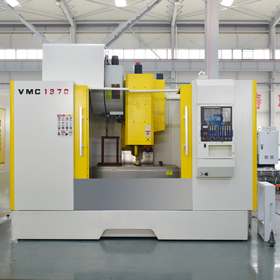 Produttori VMC1370 di centro di lavorazione di verticale della fresatrice di CNC del metallo VMC
