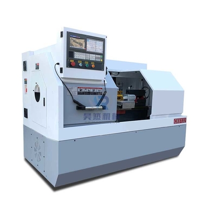 Tornio CNC a letto piatto di grandi dimensioni per carichi pesanti Ck6132 per metallo