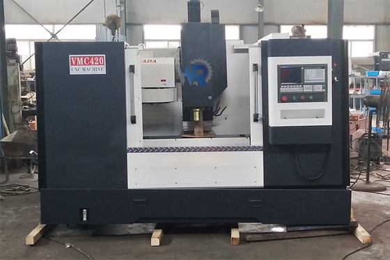 VMC420 CNC Centrale di lavorazione verticale macchina di fresatura 380V 50HZ