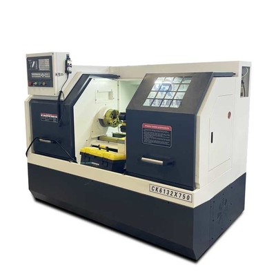 Macchina a tornio CNC orizzontale a letto piatto Ck6132 Macchina a tornio CNC automatica 380V 4KW