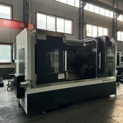 270 mm X Asse di viaggio e Φ32 Boring Tool Dimensione CNC Tornitrice Disegno user friendly