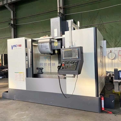 Centrale di lavorazione verticale CNC Vmc1160 con mandrino Bt40