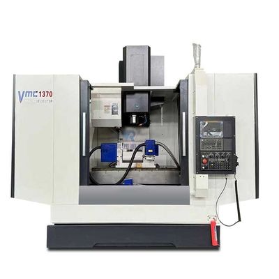 Alta precisione VMC1370 Macchina automatica di fresatura verticale CNC per metallo 10000kg Capacità di carico BT40 Spindle Taper