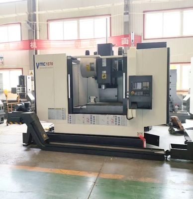 Produttori verticali Vmc1370 di centro di lavorazione di CNC dell'OEM 4axis